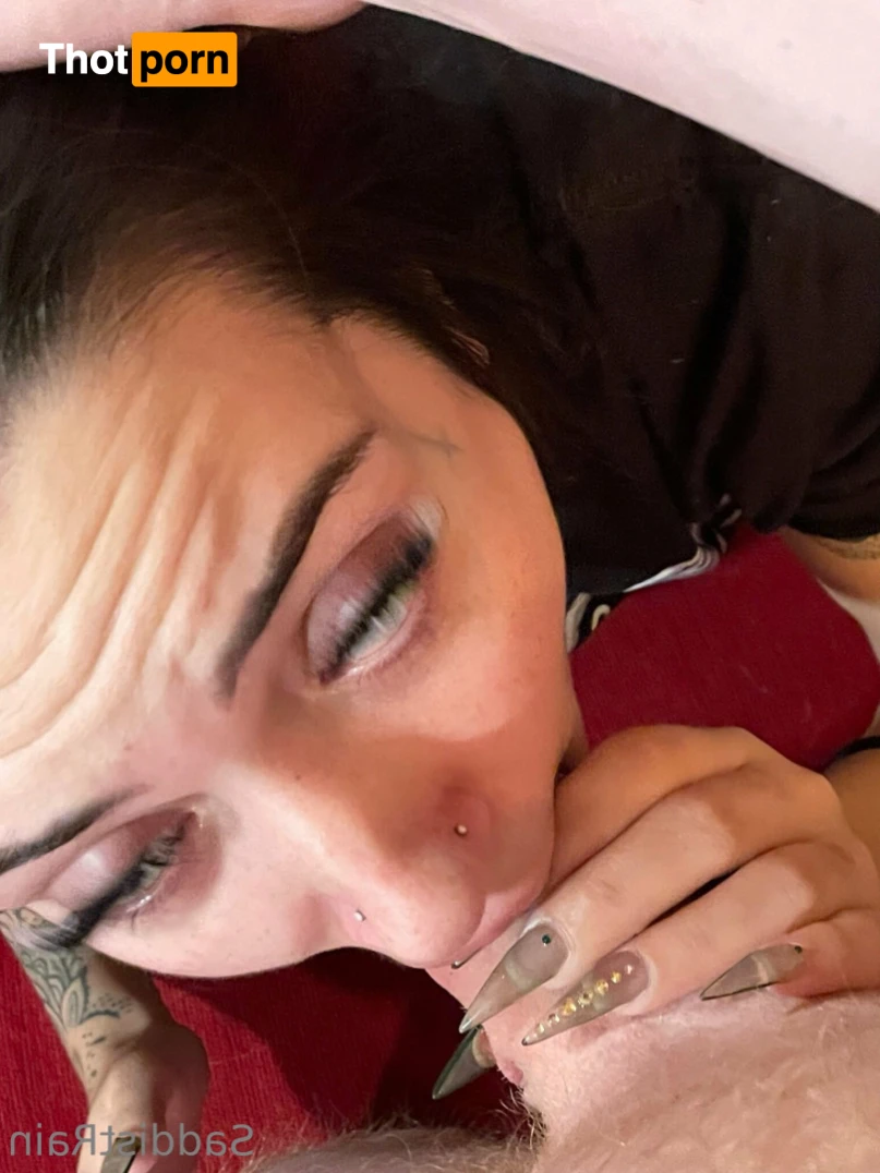 Sad rain🌩 11836437