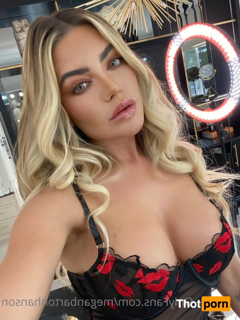 💕 Megan Barton-Hanson 12449477