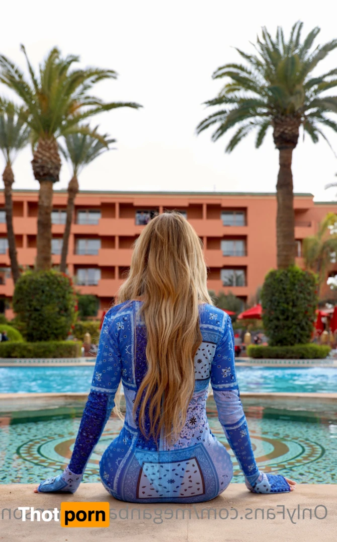 💕 Megan Barton-Hanson 12481813