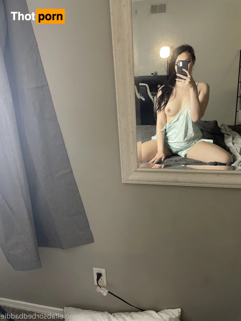 ♡ ♡ lil baddie ♡ ♡ [ selfabsorbedbaddie ] OnlyFans leaked photo 11242923 on  Thotporn