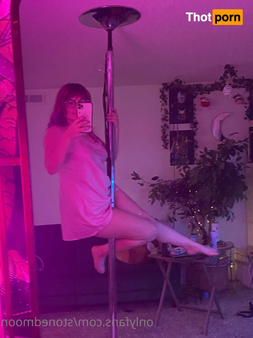 princess moon 🌙 14044792