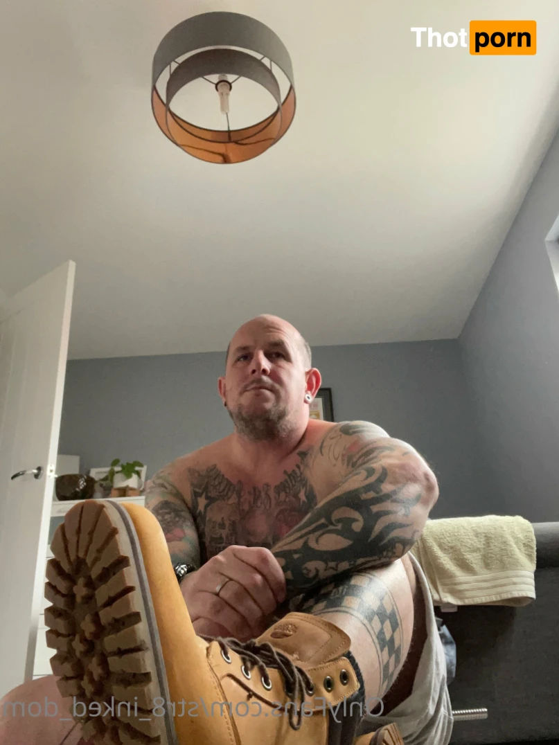 Straight inked dom stoma bagged alpha 11518247