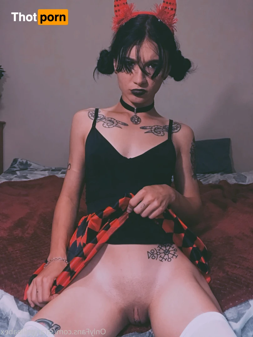 Goddess strange 15654598