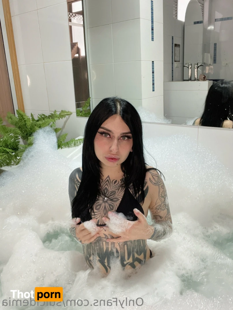 𝐌𝐢𝐚 | 𝓜𝓲𝓼𝓽𝓮𝓻𝓲𝓸𝓾𝓼 𝓚𝓲𝓽𝓽𝔂 13065878