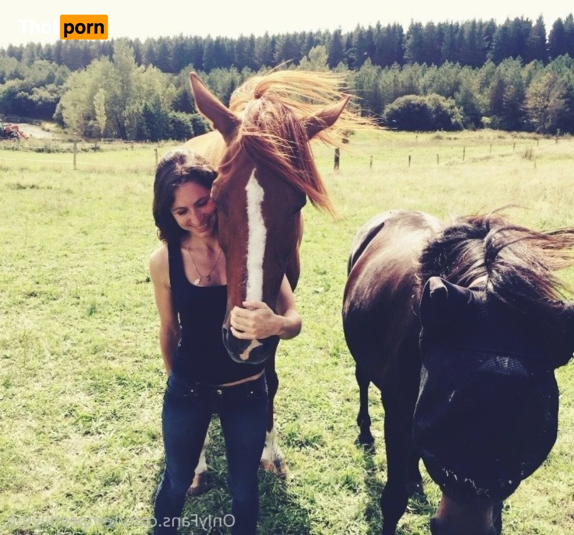 👑TempestLily👑 13056966