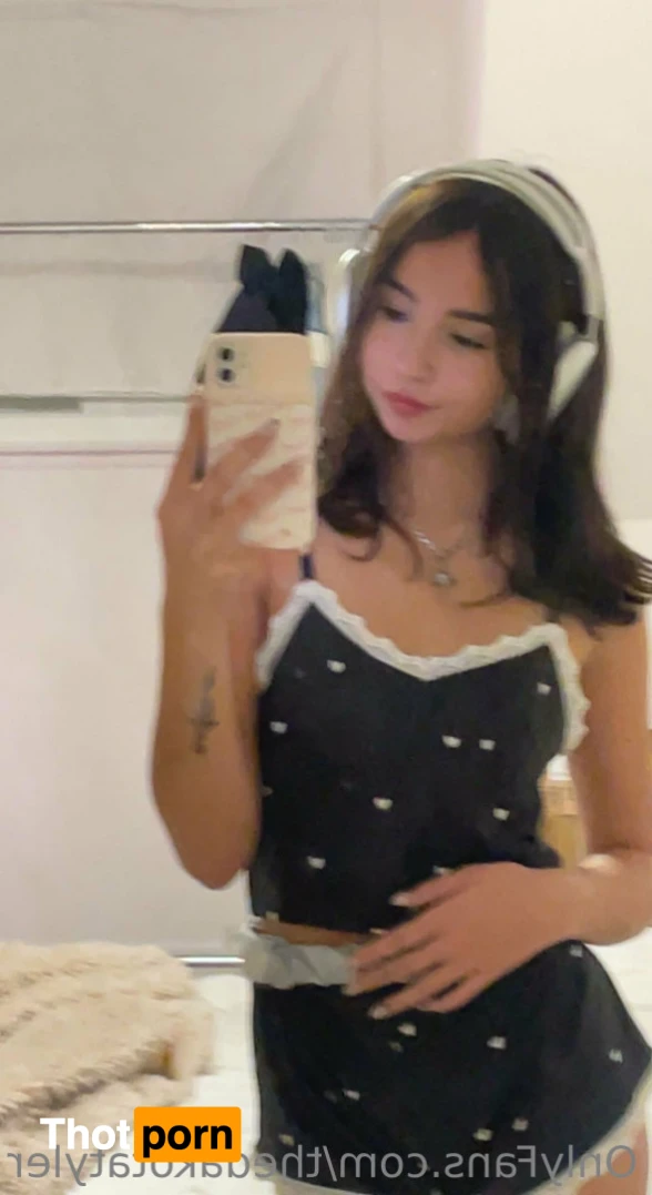 dakota tyler 12883632