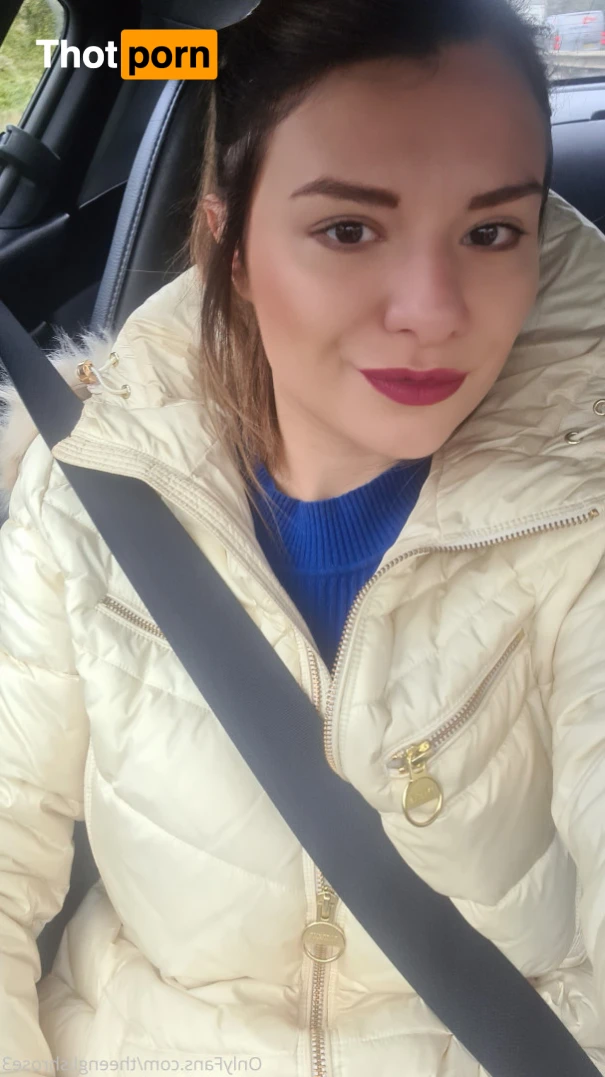 🇬🇧🌹 Kathryn Rose 🌹 🇬🇧 12848242