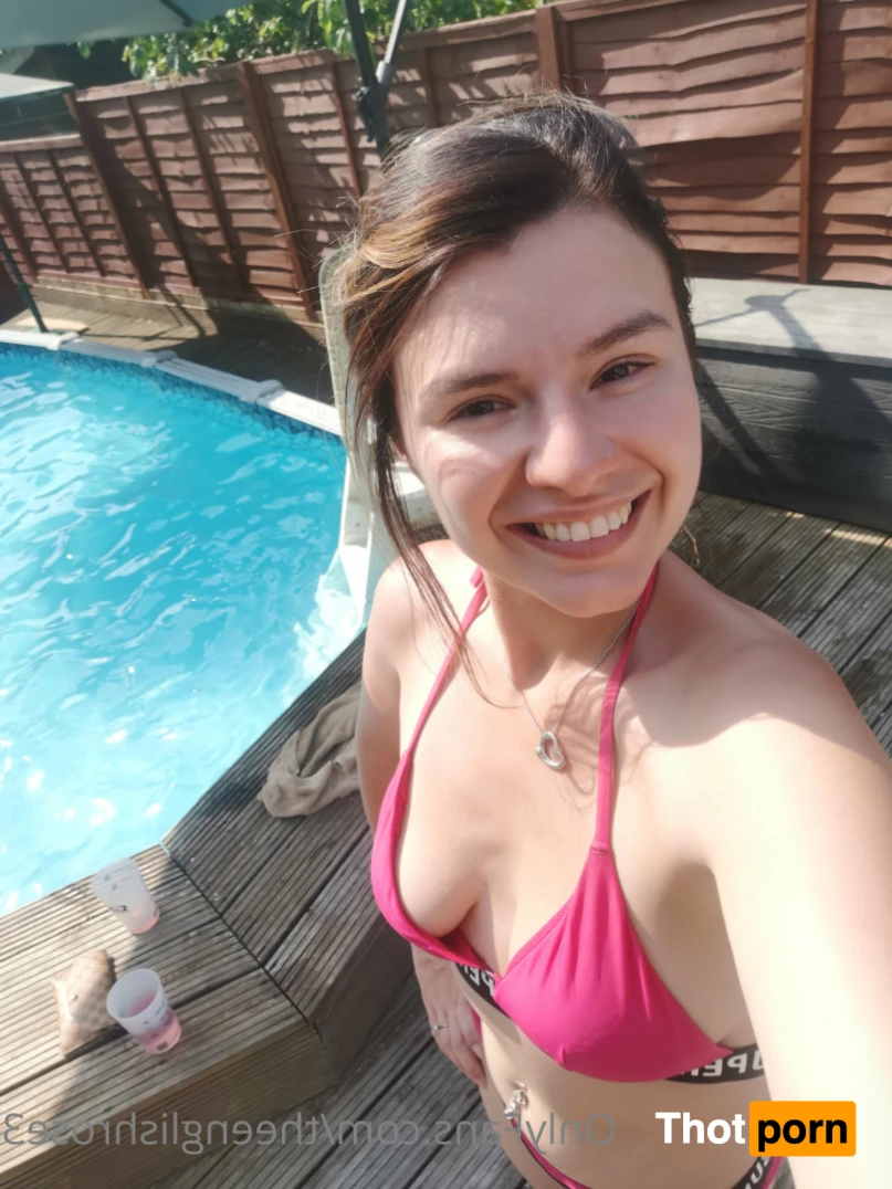 🇬🇧🌹 Kathryn Rose 🌹 🇬🇧 12848789