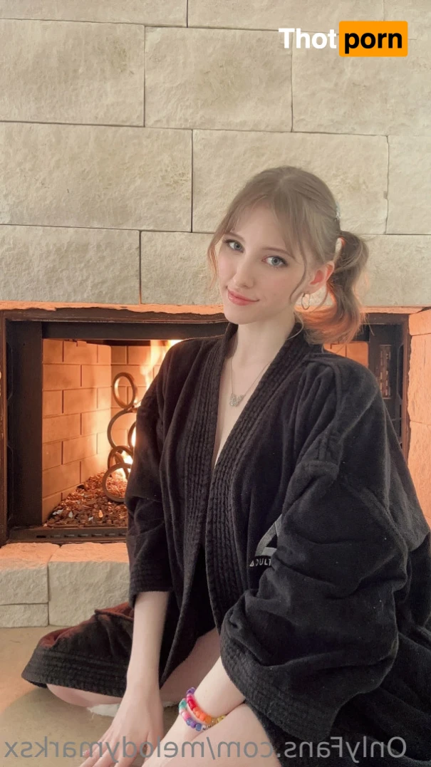 Melody Marks 12505176