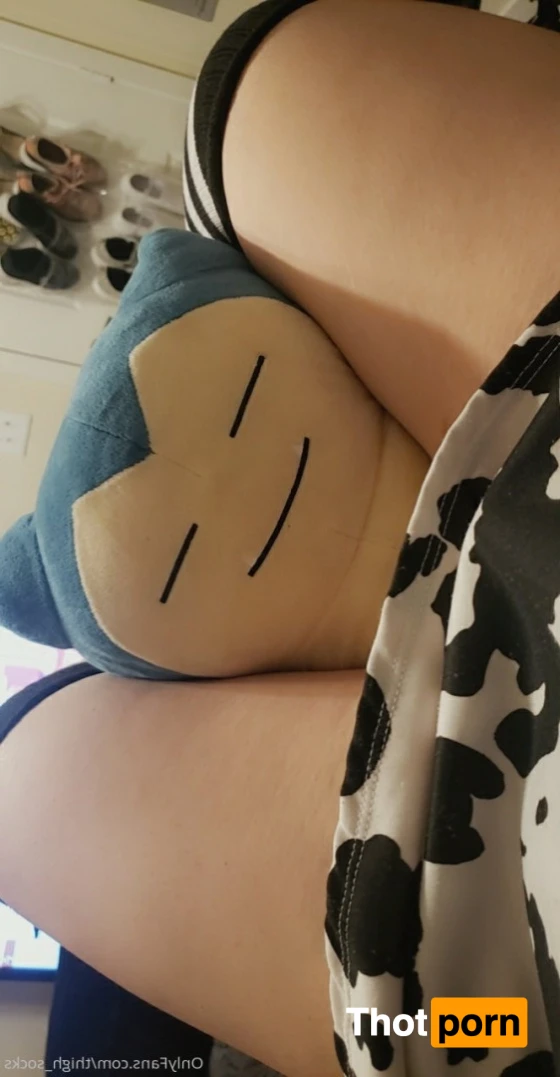 Thigh_High_Wonderland 15445483