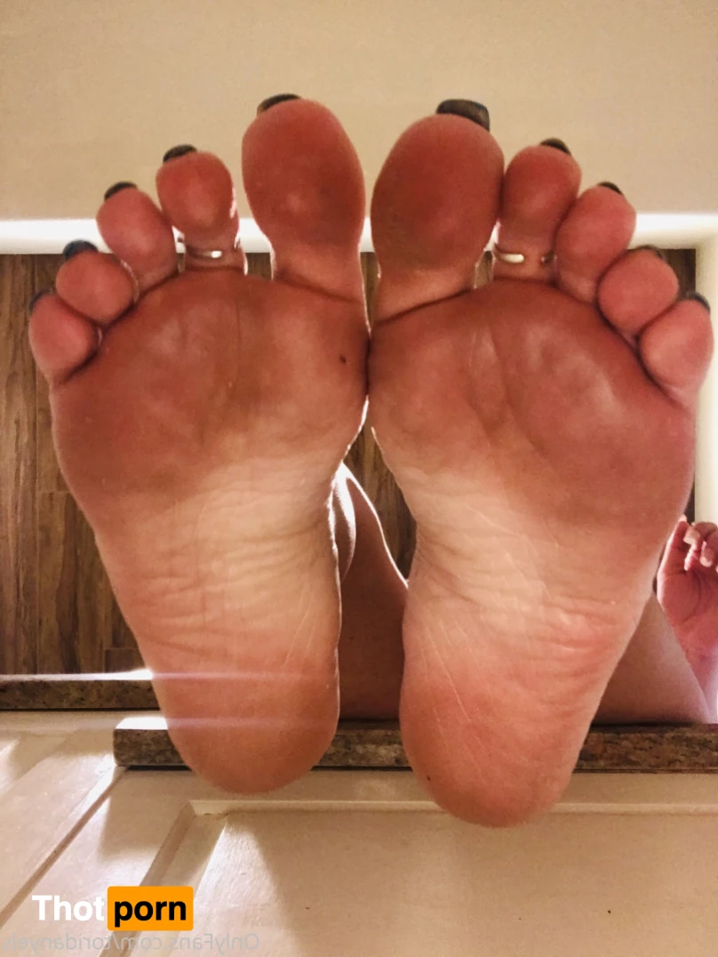 Tori Danyels Feet 12354700