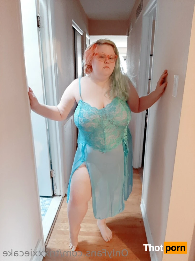 Trixie Cake 11401506