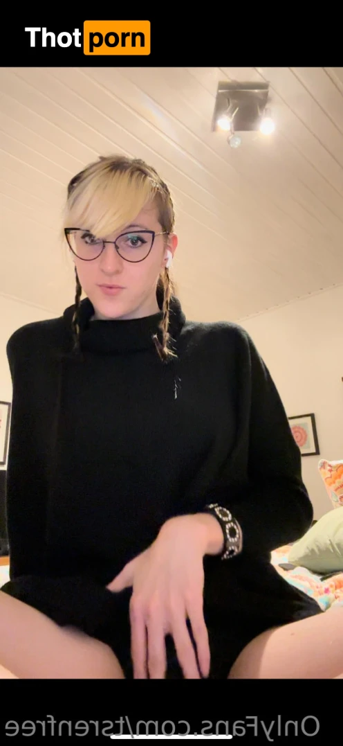 Mommy Ren FREE 12152176