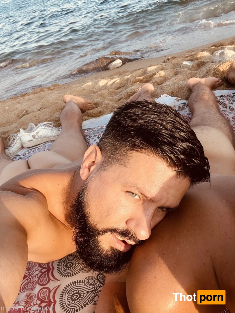 TwoGuysOneCam 12758704