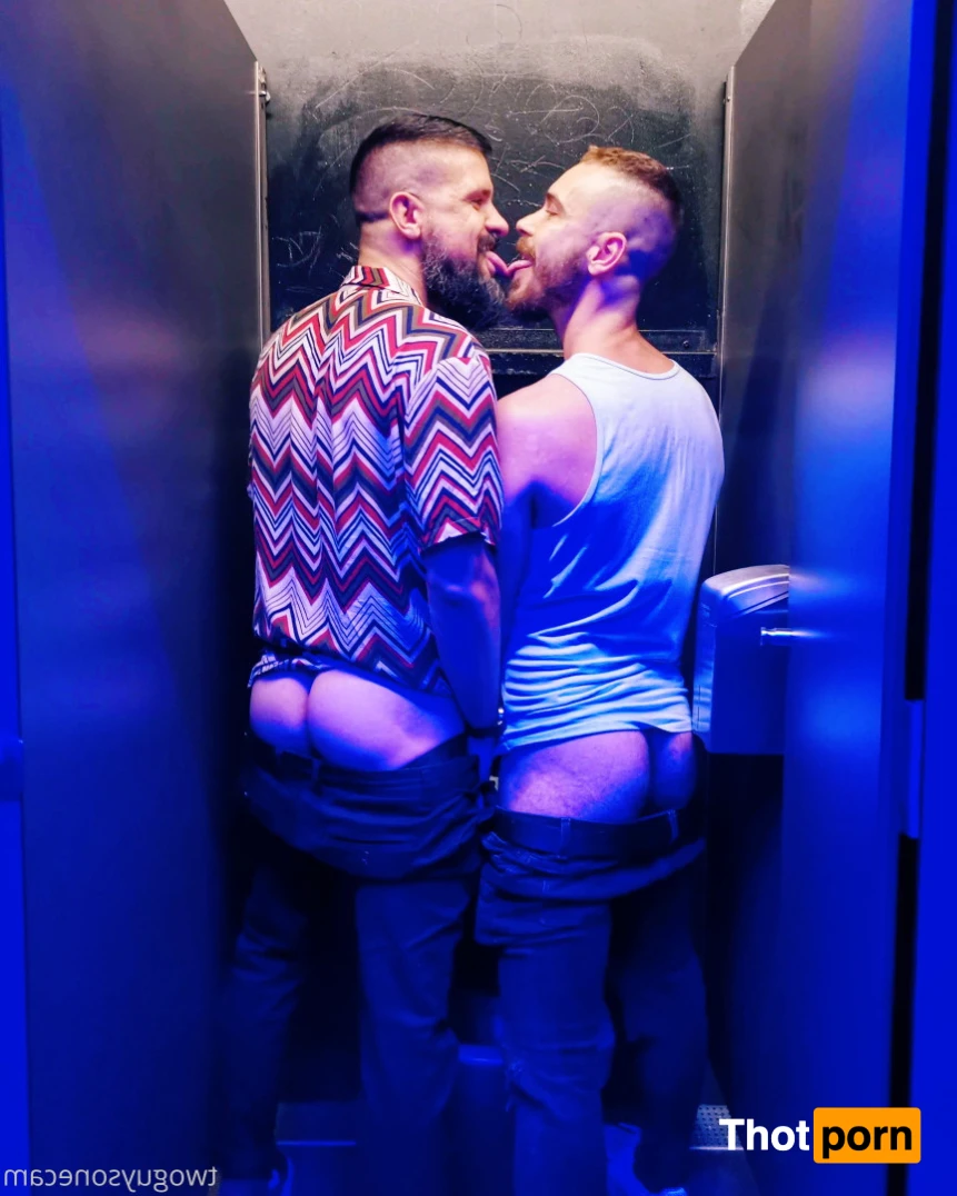 TwoGuysOneCam 12759052