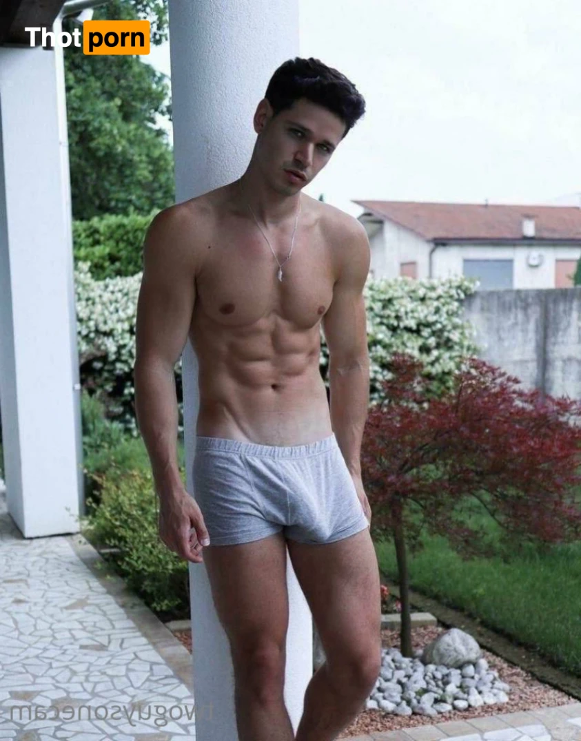 TwoGuysOneCam 12759284