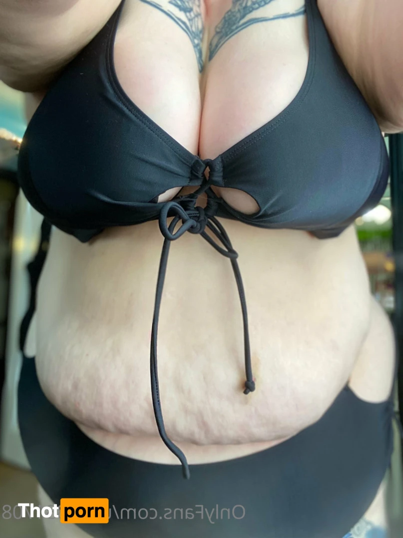 Sarah Smile 15790129