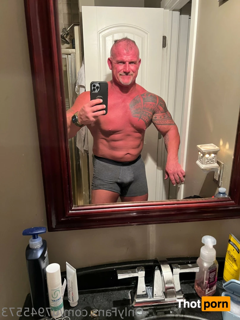 Bob Donoghue 14391480