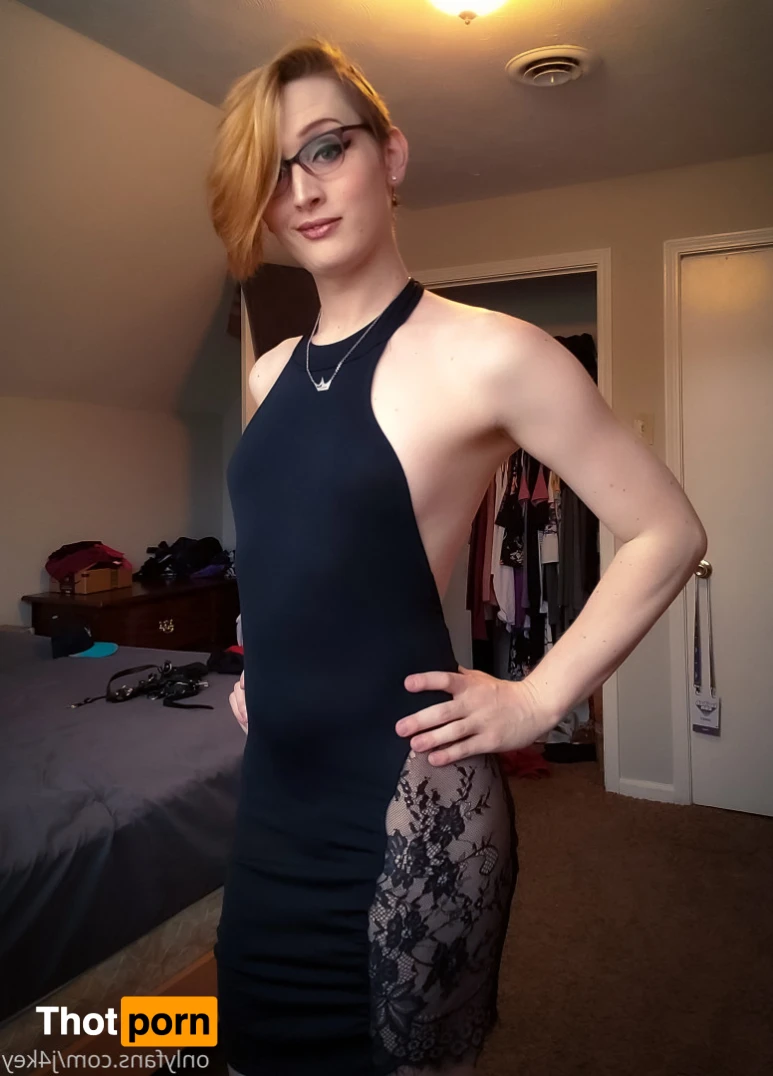 VeroticaJae 15248128