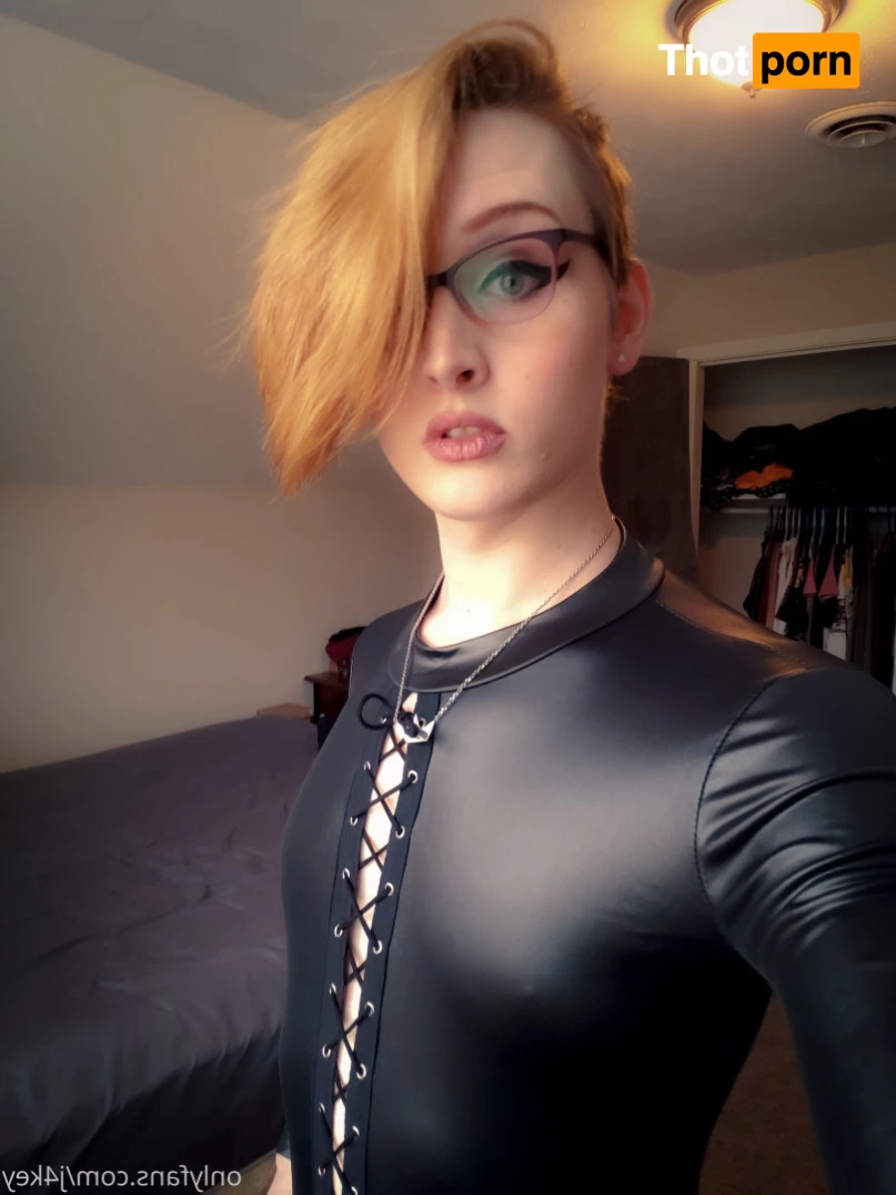 VeroticaJae 15258200