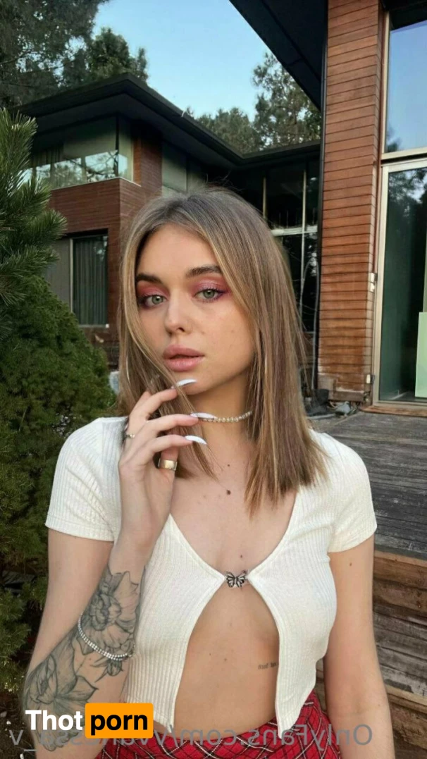 Vanessa❤️ 12625461