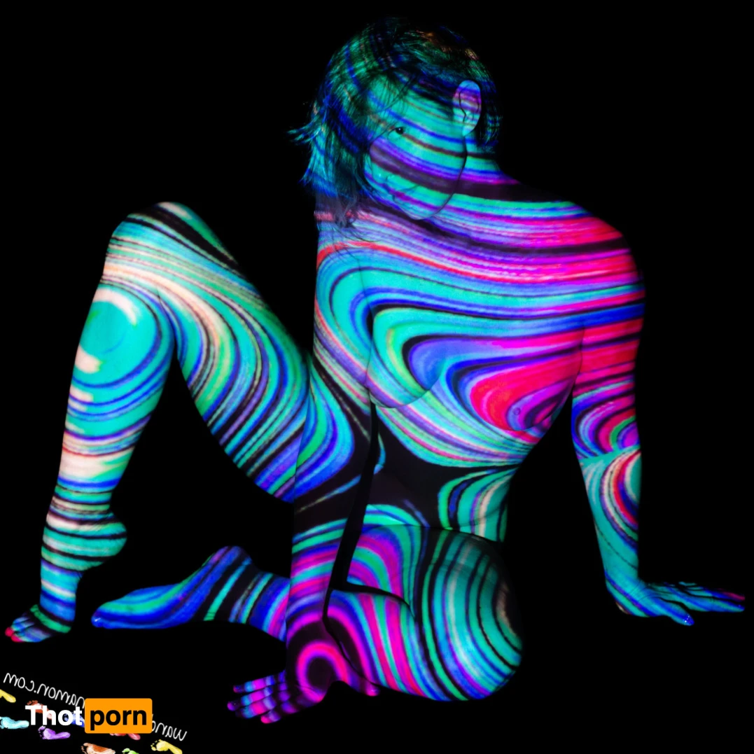 Wandering Cinnamon - Premium 14485655