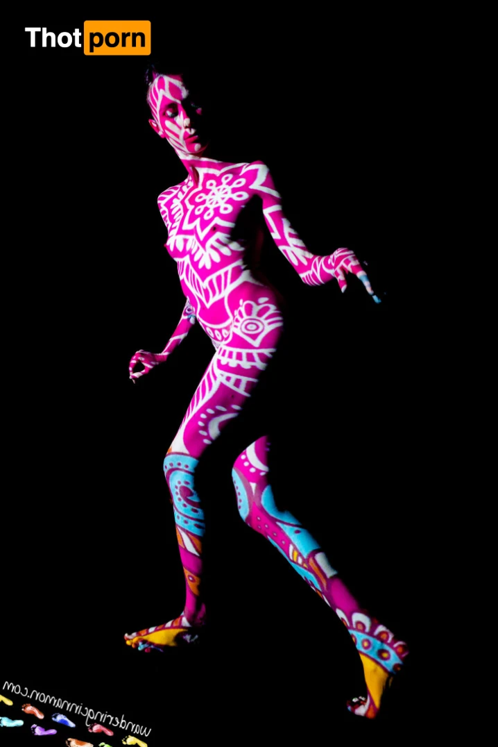 Wandering Cinnamon - Premium 14497696