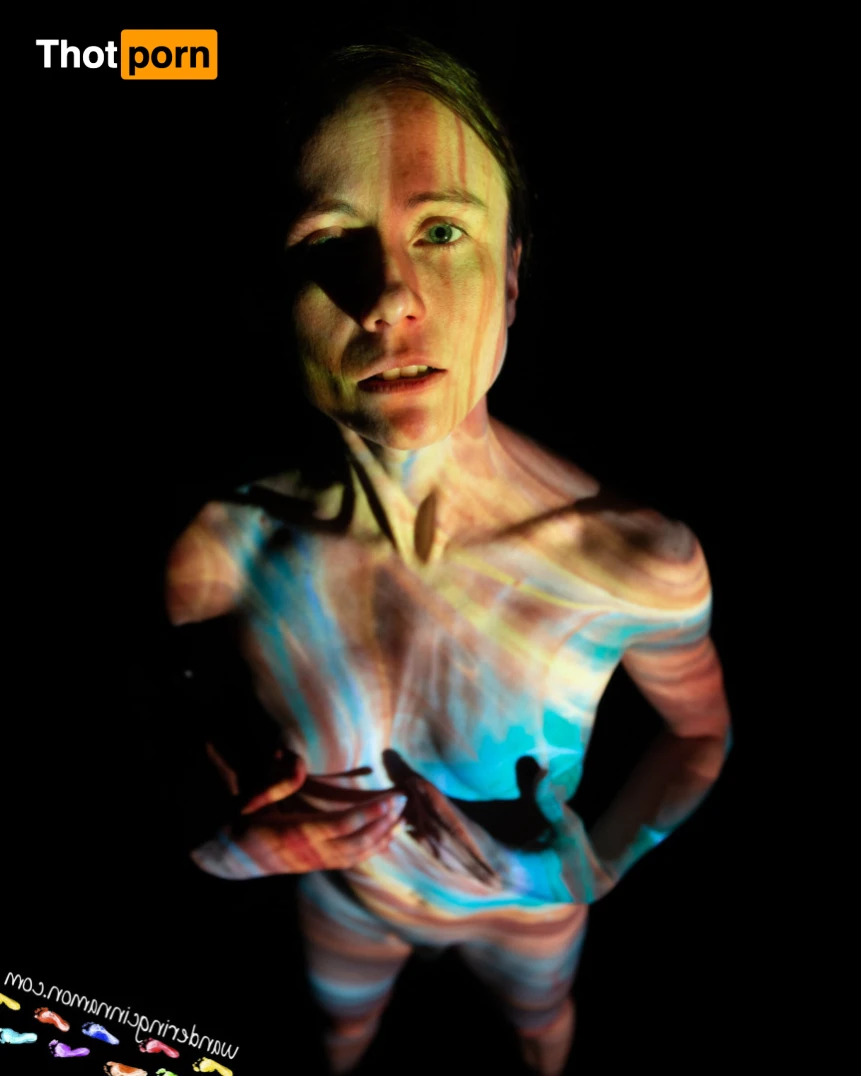 Wandering Cinnamon - Premium 14530905