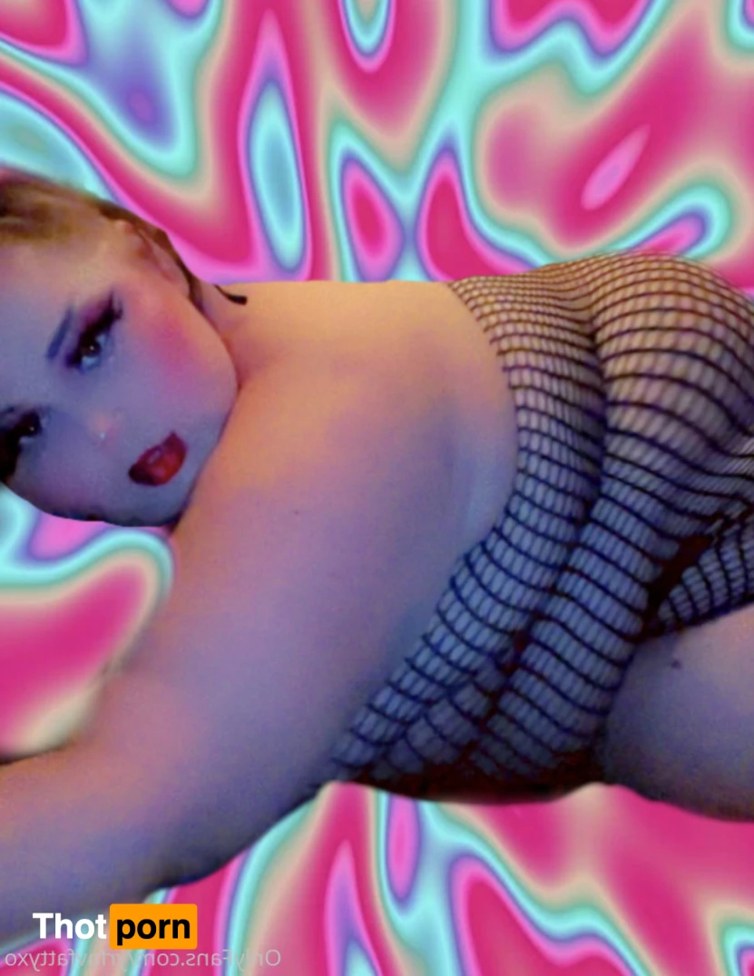 Your virtual fantasy 12547502