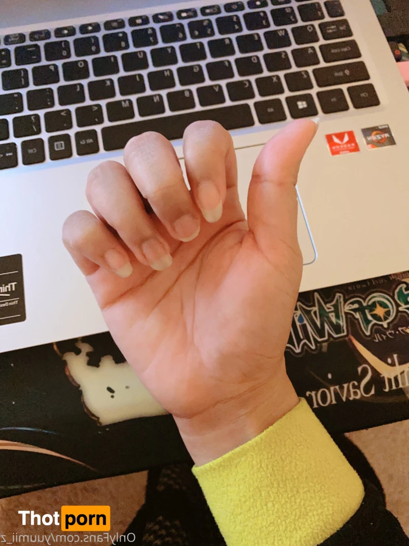 Yuumii 🍓 12538370