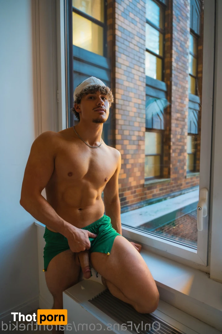 The Kid Aaron 12518020