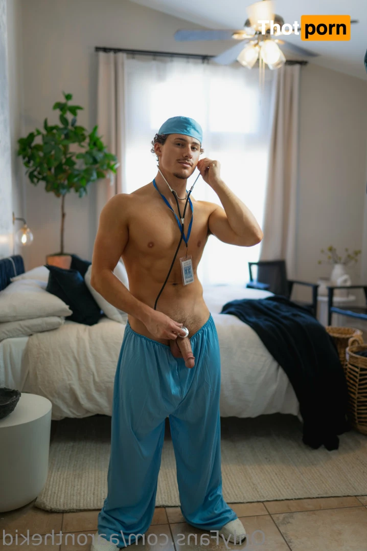 The Kid Aaron 15390362