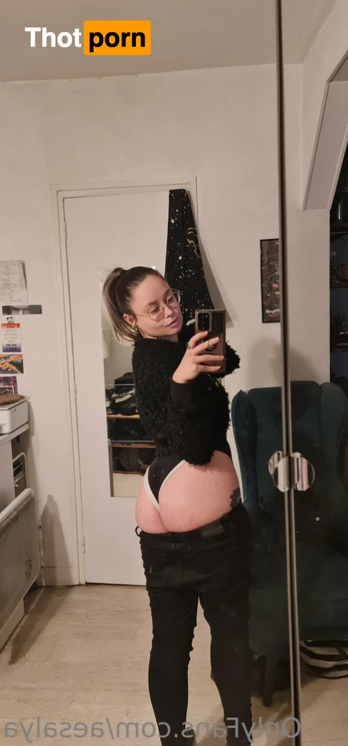 𝔄𝔢𝔰𝔞𝔩𝑦𝔞 12369340