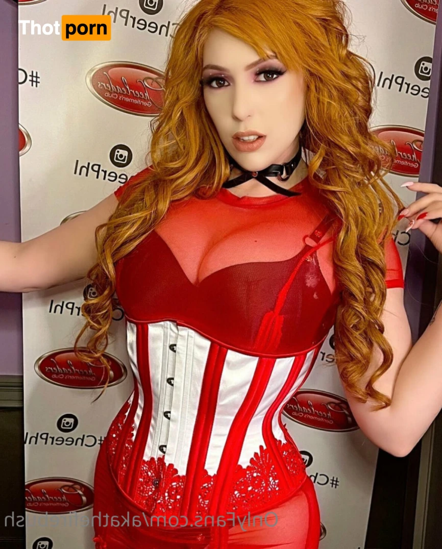 Lauren Phillips aka The Fire Bush 15385174