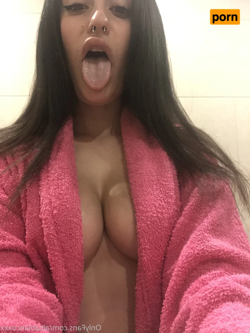 Albablancox 12247657