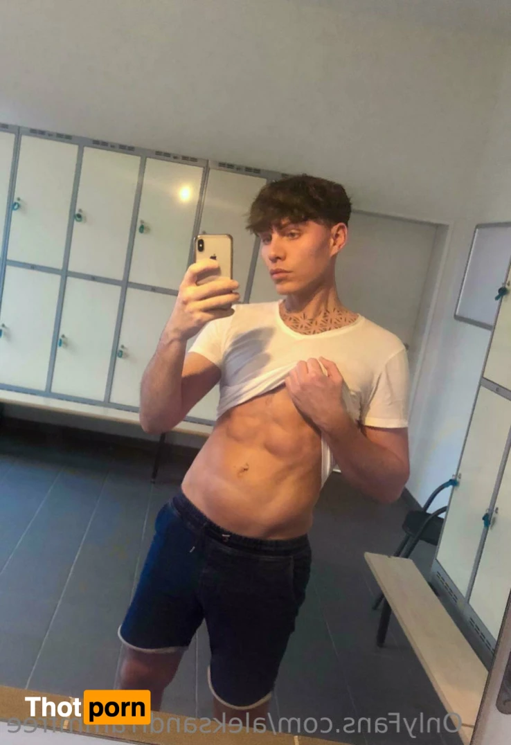 Aleksandr Ramm⚡️FREE⚡️ 12246017