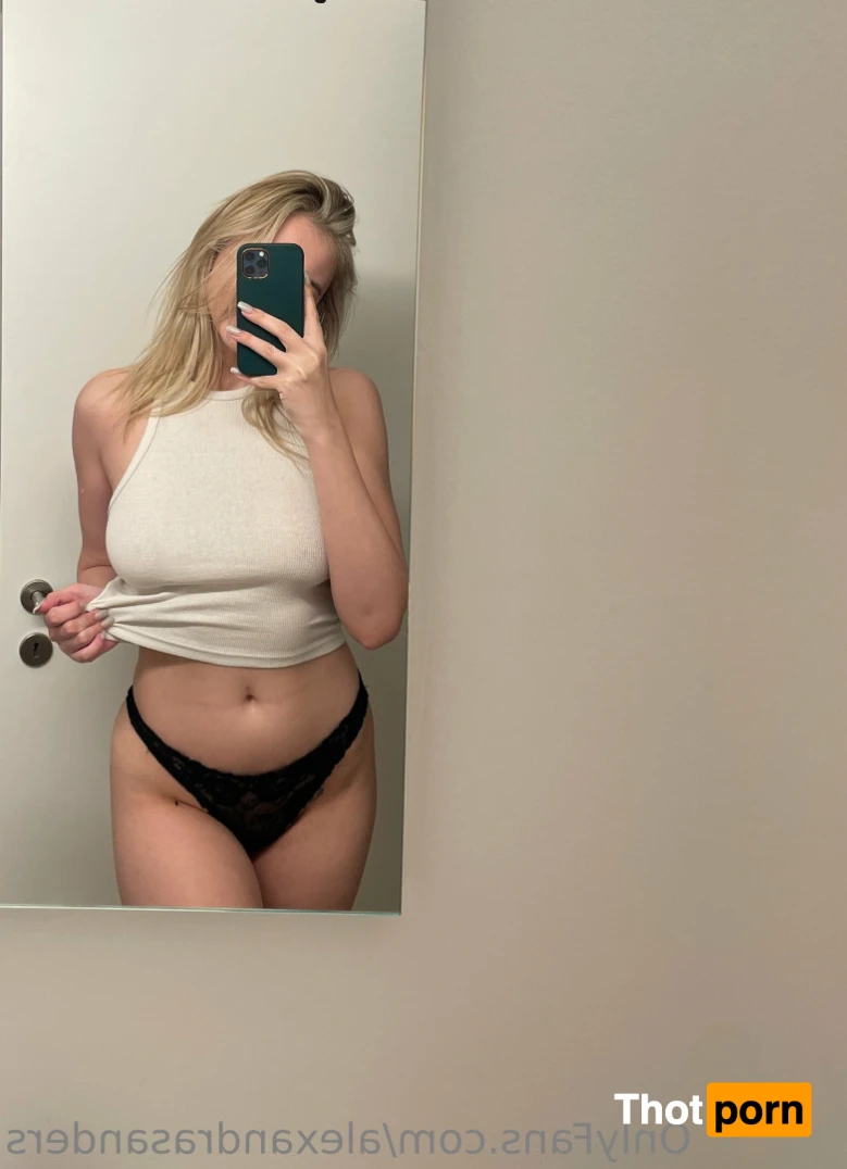 alexandrasanders 12233483