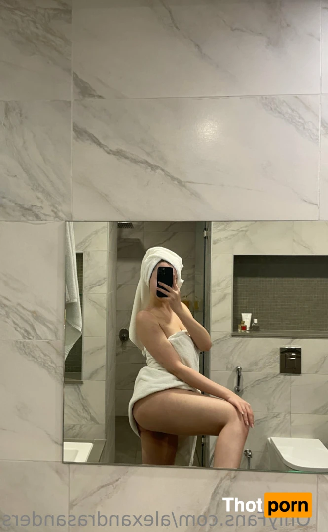 alexandrasanders 12234032