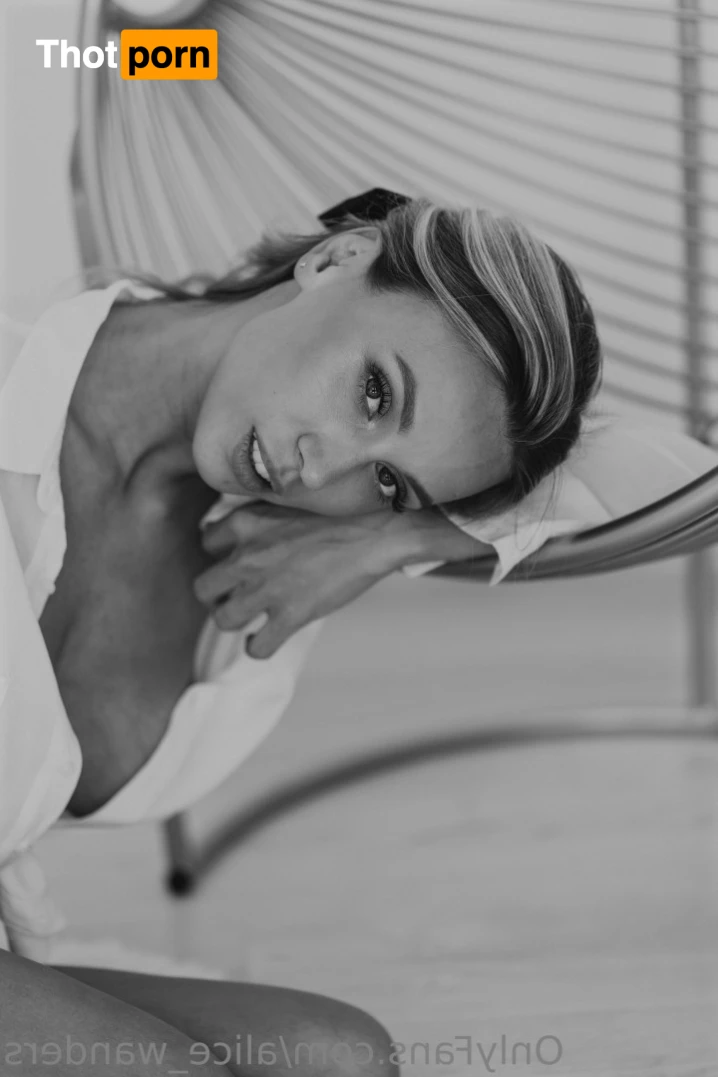 🍭Alice🍭 12147838