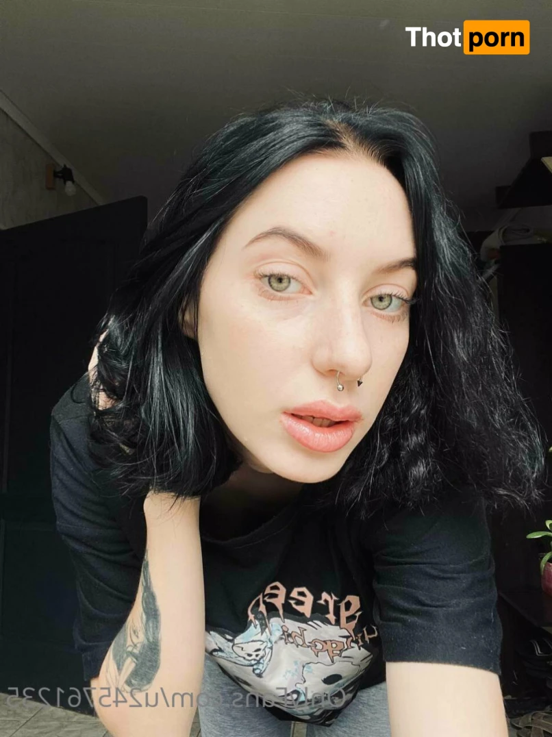 Alice Wonderful 12045287