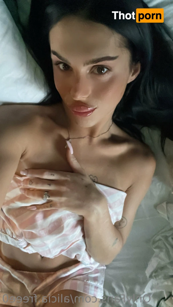 Alicia❣️ 12034738