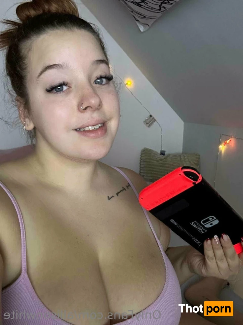 allison_white 11947684