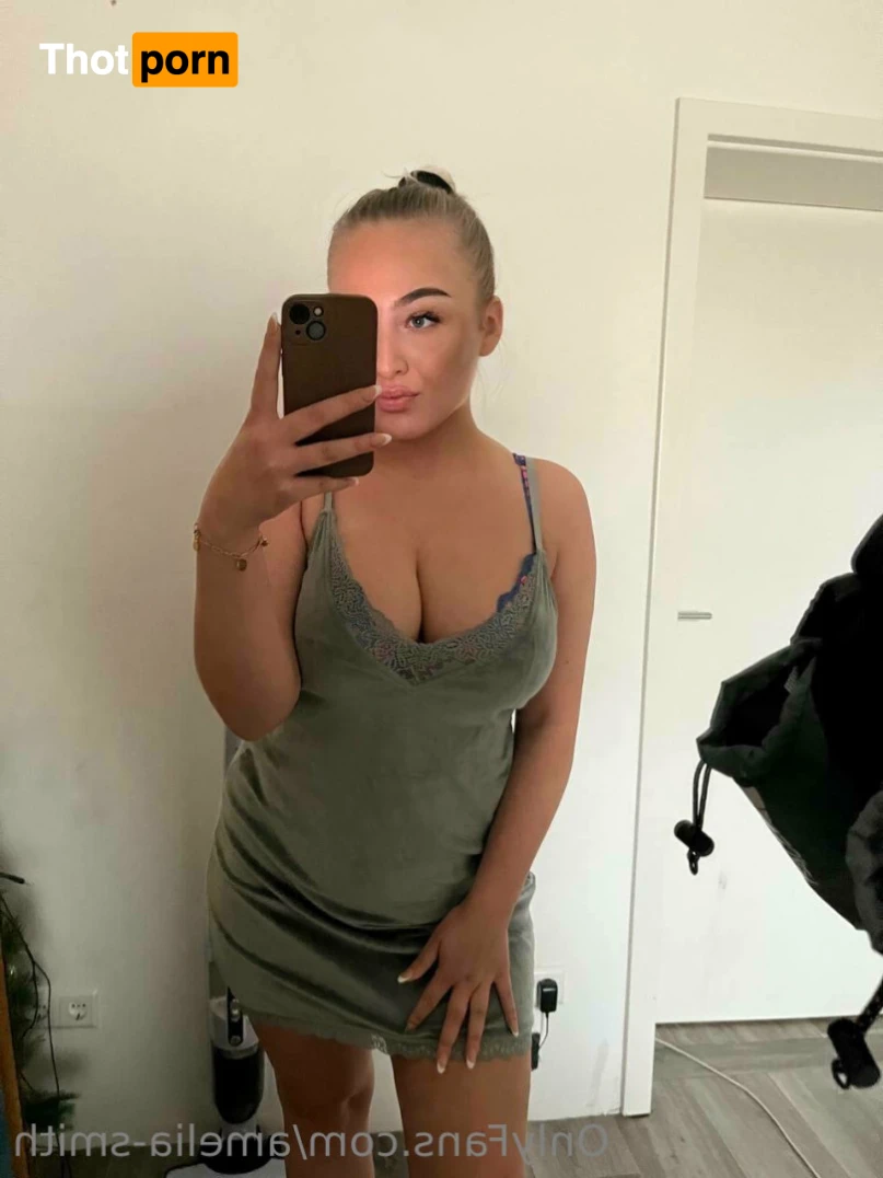 amelia-smith 11696692