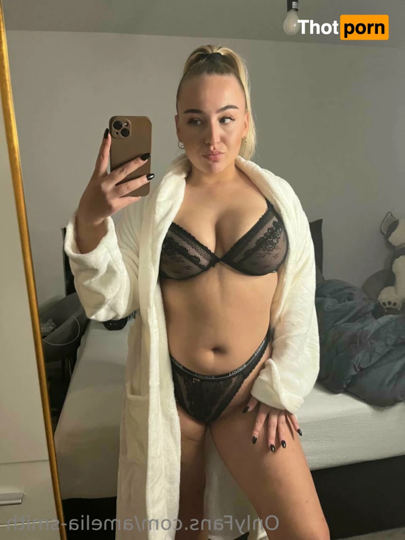 amelia-smith 11696749