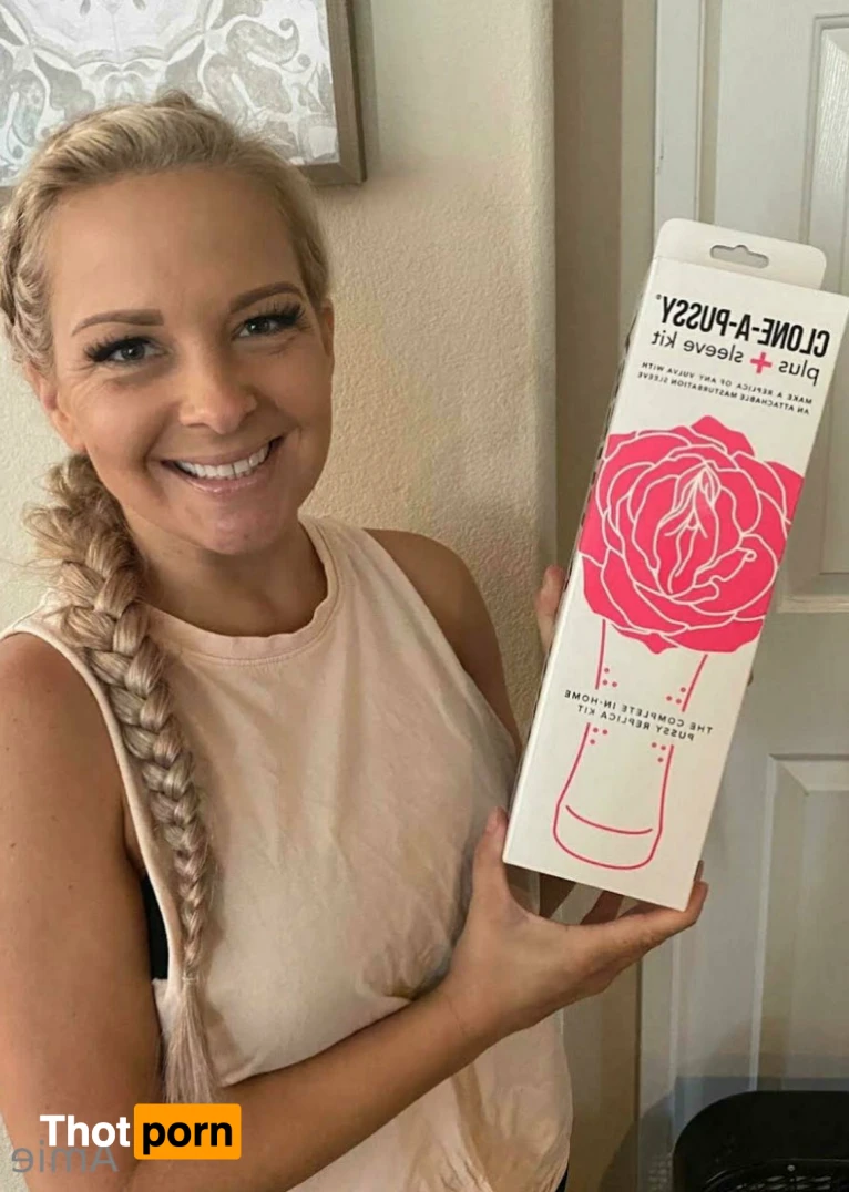 🎥𝗖𝗨𝗦𝗧𝗢𝗠 𝗤𝗨𝗘𝗘𝗡 𝗔𝗠𝗜𝗘👑 11679651