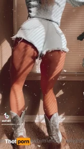 1648154
