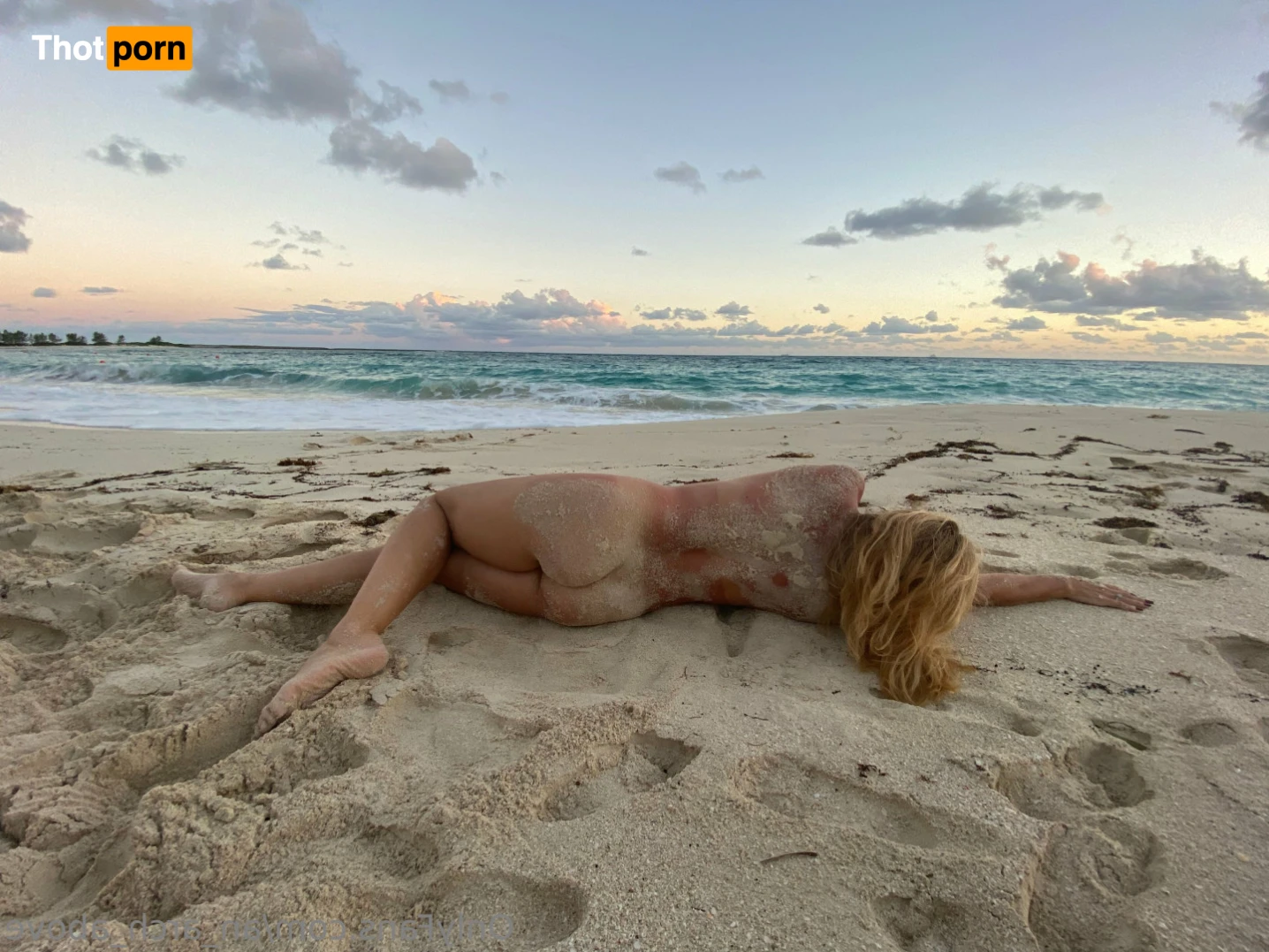 Dancer’s Feet 10870900