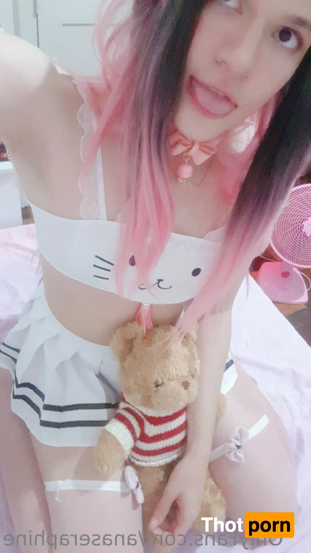 ana seraphine 11570696