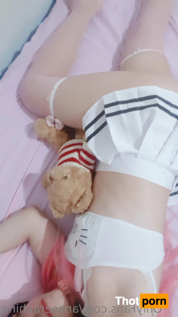 ana seraphine 11570785