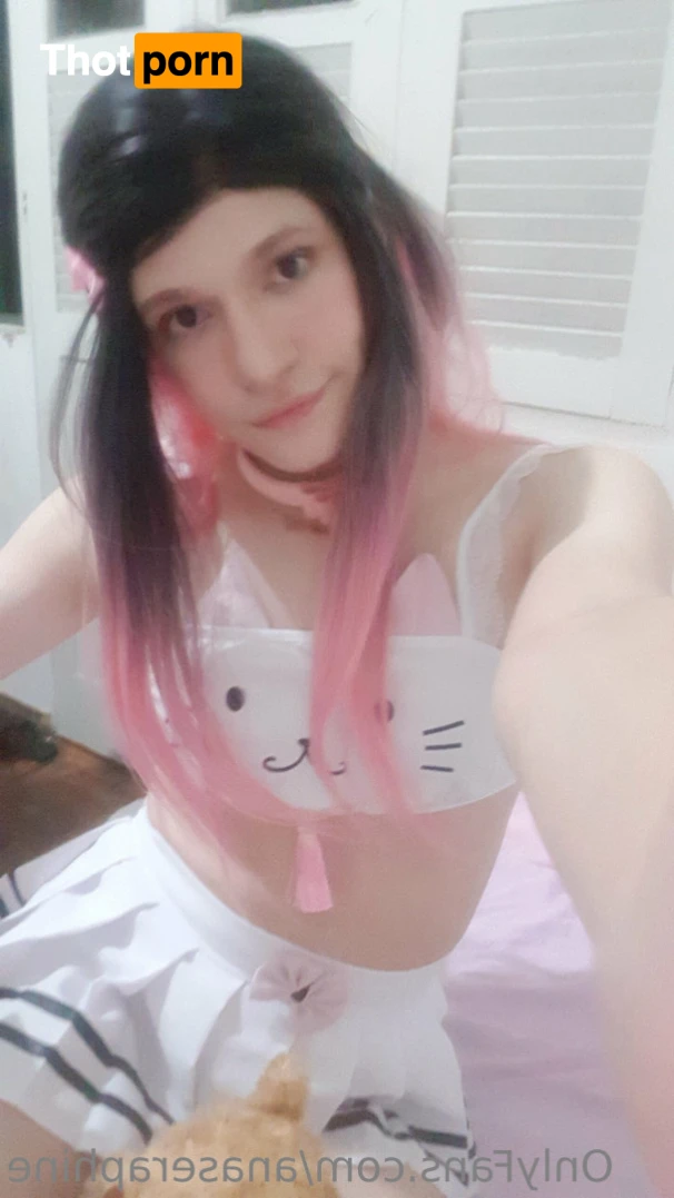 ana seraphine 11571413